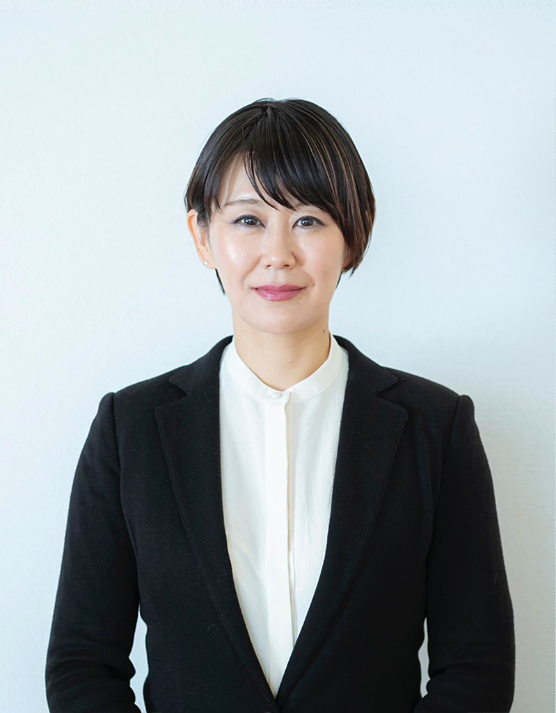 エグゼクティブ・アドバイザー　原美香写真